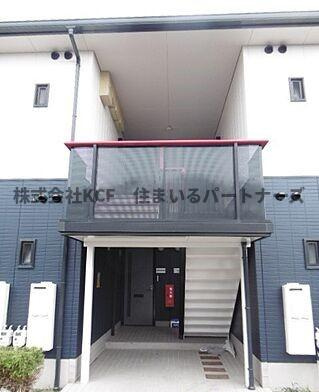 コマンセ21のエントランス|毎日通るエントランスはこのようになっています