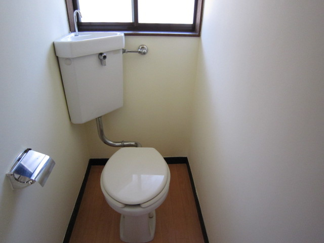 第一小島ハイツ1号棟のトイレ