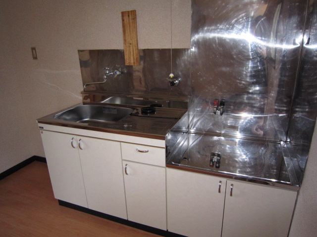 第一小島ハイツ1号棟のキッチン