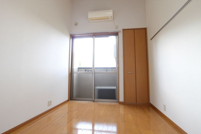 リテラタウン福大Ⅱの居間・リビング