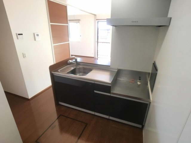 ロイヤル ローサのキッチン|キッチン