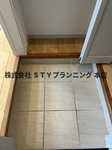 仲介手数料０円！ロフト壱番館の玄関