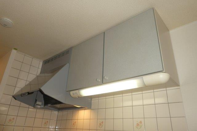 エポックハシマⅠのキッチン|キッチン上収納