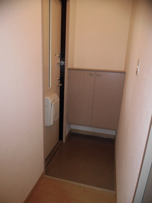 プレミールHAMA Cのその他|毎日通る玄関はこちらです