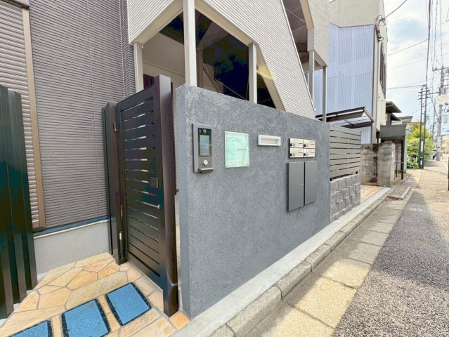 ＷＩＫＫＳ　ＭＷのエントランス|★オートロック完備★