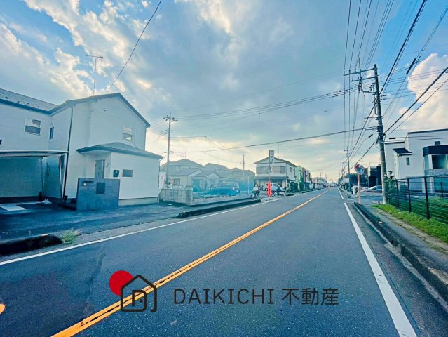 【前面道路含む現地写真】 | 久喜市本町４丁目　中古戸建