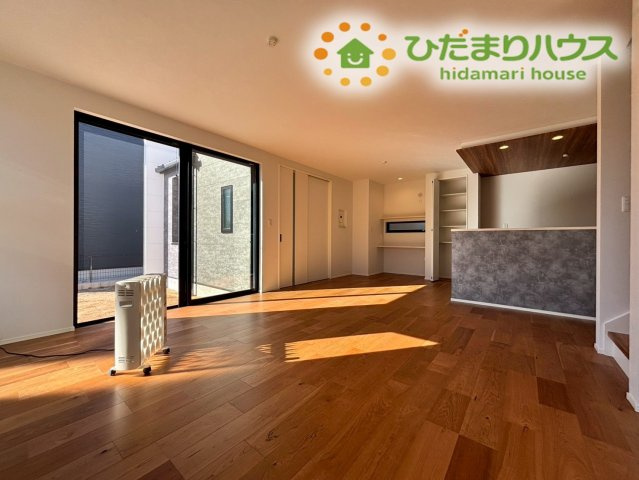 鴻巣市宮前　新築一戸建て　セレクト花水木鴻巣・宮前　A号棟の居間・リビング