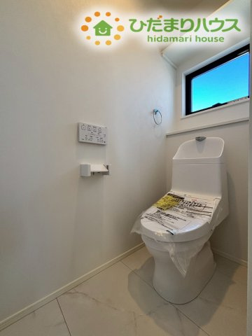 鴻巣市宮前　新築一戸建て　セレクト花水木鴻巣・宮前　A号棟のトイレ