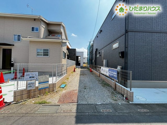 鴻巣市宮前　新築一戸建て　セレクト花水木鴻巣・宮前　A号棟の駐車場