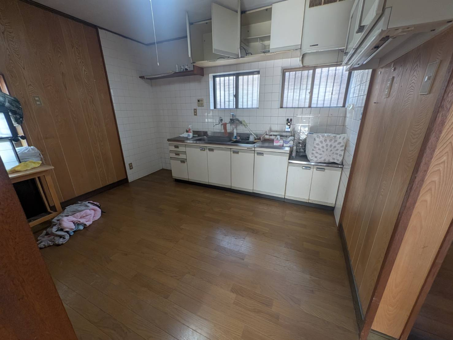 和泉市黒鳥町戸建（平屋）6DK（はなれ含む）のキッチン