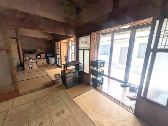 和泉市黒鳥町戸建（平屋）6DK（はなれ含む）の和室