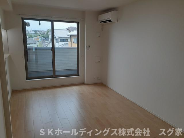 アマルフィ伏見桃山の洋室