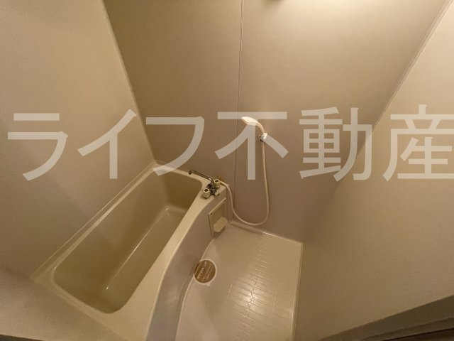 サニーウェル新石切の浴室|コンパクトで使いやすいお風呂です