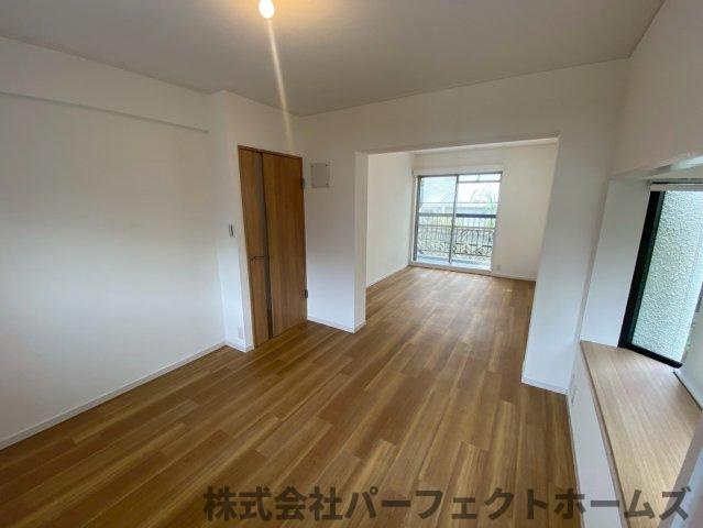 【居間・リビング】の画像