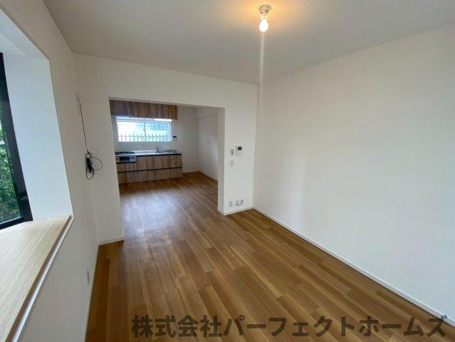 【居間・リビング】の画像