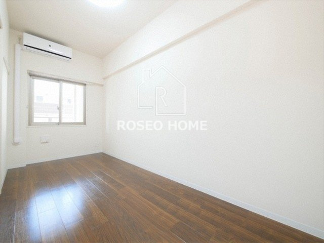 バロンドール京橋の洋室