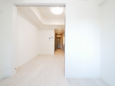 【居間・リビング】 | BPRレジデンス天満橋 | 使いやすい洋室です