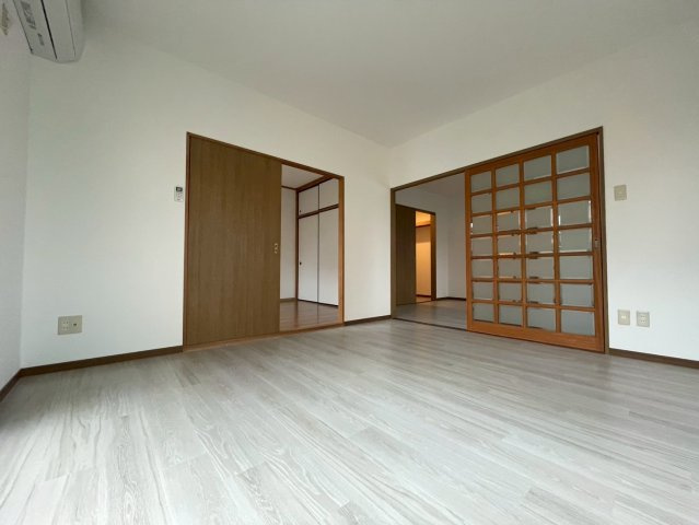 【居間・リビング】 | パルモアストーク | ※同物件別室参考写真