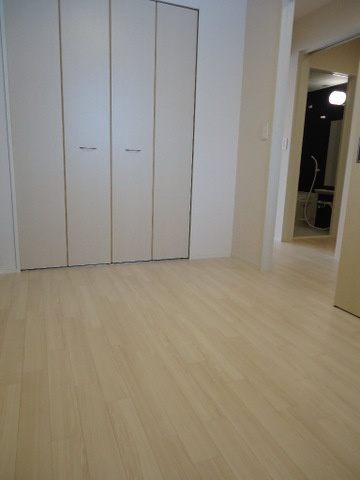 クレジデンス基山の寝室|クローゼット付の洋室です☆