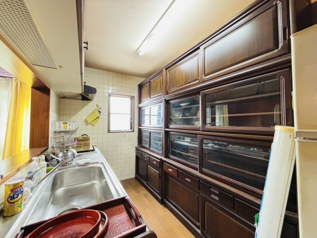 岸和田市神須屋町1丁目　中古戸建のキッチン