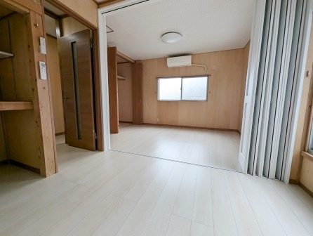 さいたま市大宮区下町１丁目の一戸建てのその他|ゆったりとしたリビングです