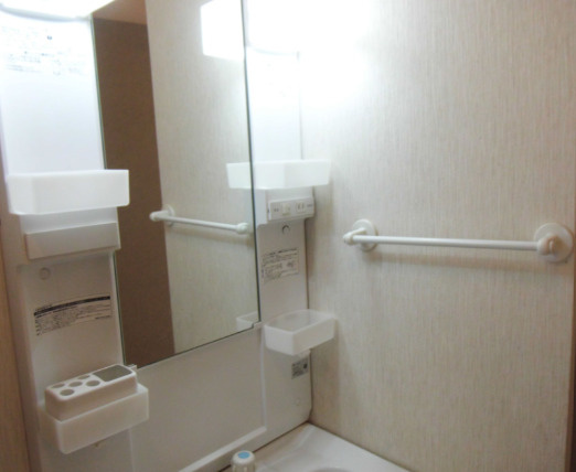 ハミングタウン合川の洗面所|スペースが確保できる洗面所です※別号室の写真です