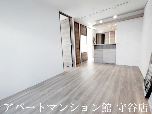 D's LIEN (ディ-ズリアン) Bの居間・リビング