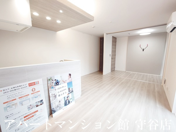 D's LIEN (ディ-ズリアン) Bの居間・リビング