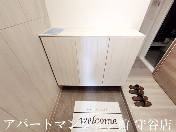 D's LIEN (ディ-ズリアン) Bの玄関
