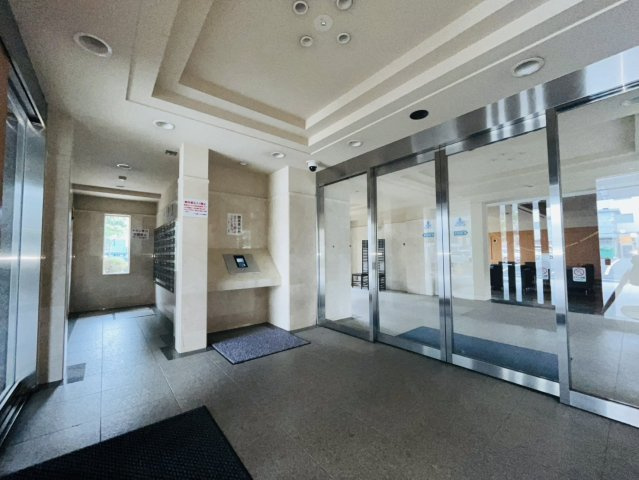 アーデル船堀パークサイトのエントランス