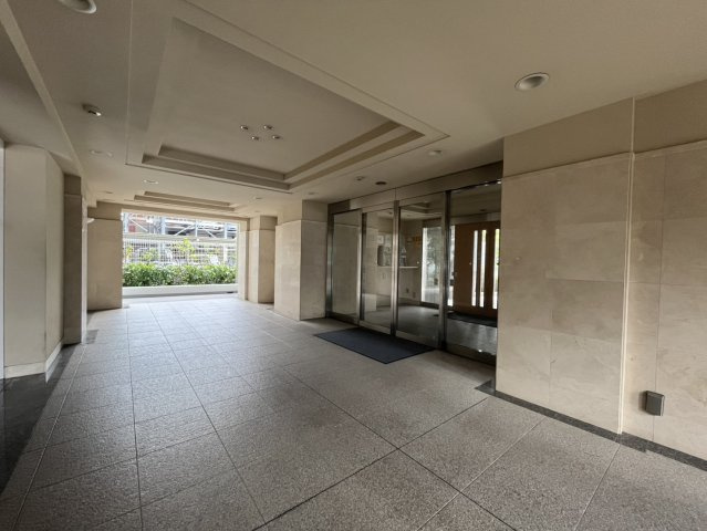 アーデル船堀パークサイトのエントランス