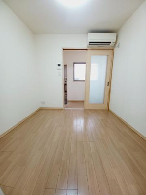 【居間・リビング】 | 寝屋川市堀溝北町貸家