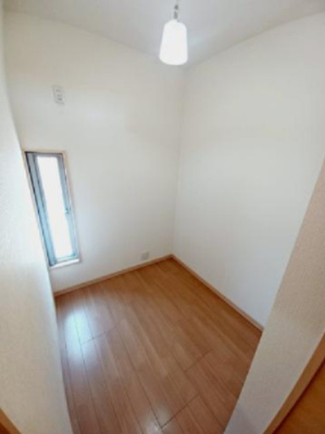 【その他】 | 寝屋川市堀溝北町貸家 | 2Ｆ納戸