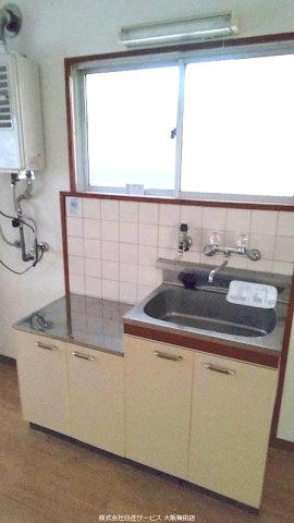 ハイツ福島のキッチン|コンパクトなキッチンで掃除もラクラク