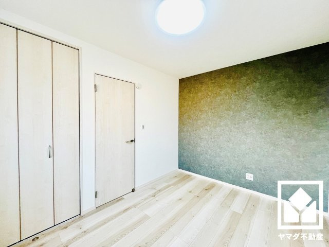 伏見区深草直違橋南１丁目の寝室