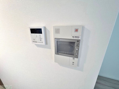 【セキュリティ】 | エスリードレジデンス都島デュオ | モニター付きインターホンです