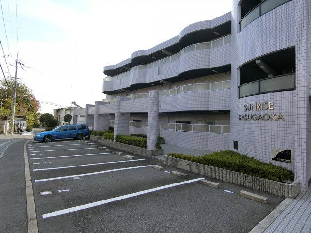 サンライズ春日丘の地図