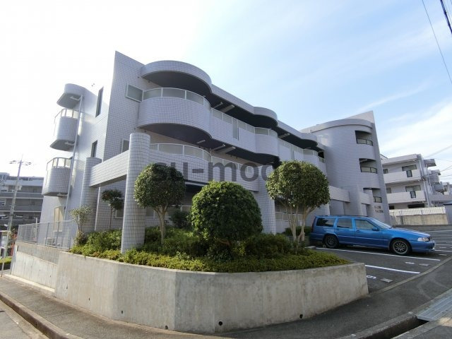 サンライズ春日丘の外観