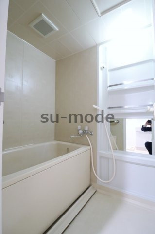 サンライズ春日丘の浴室