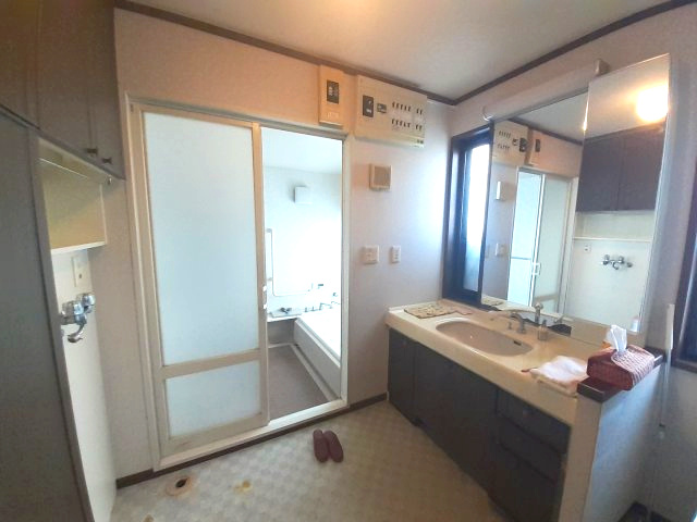 宇城市松橋町砂川の中古一戸建の脱衣所