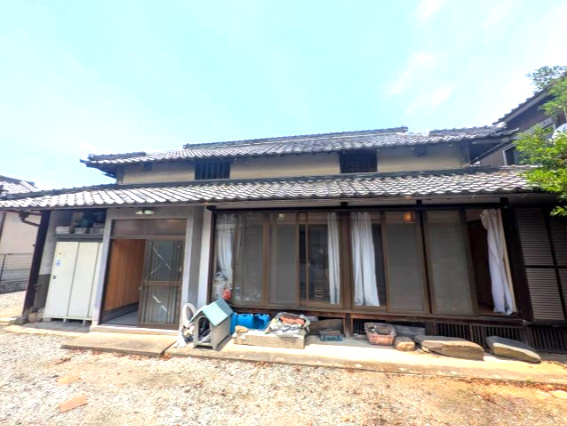 和泉市黒鳥町戸建（平屋）6DK（はなれ含む）