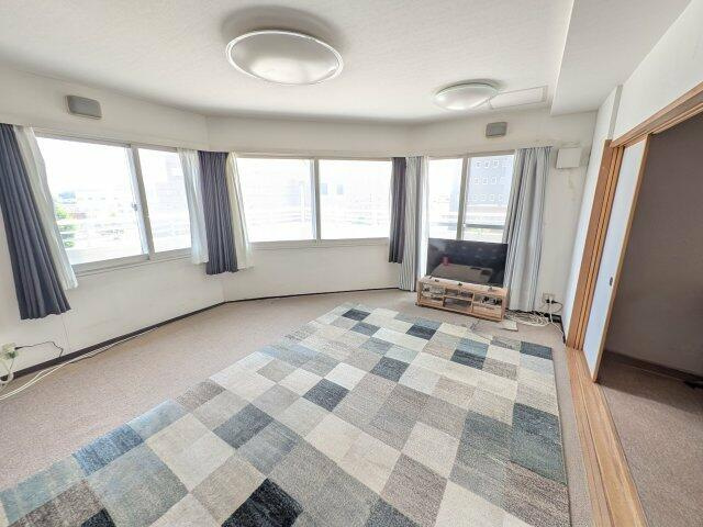 ライオンズマンション札幌スカイタワーのエントランス