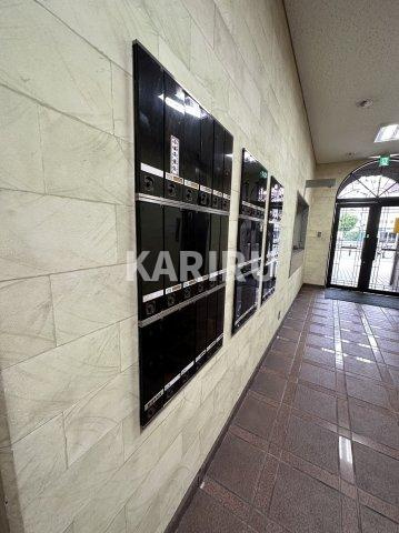 京橋アドバンス２１のエントランス