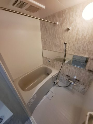 レクエルド笠屋町の浴室