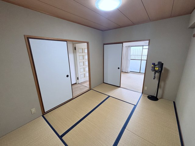 ライオンズマンション京都淀B棟の和室