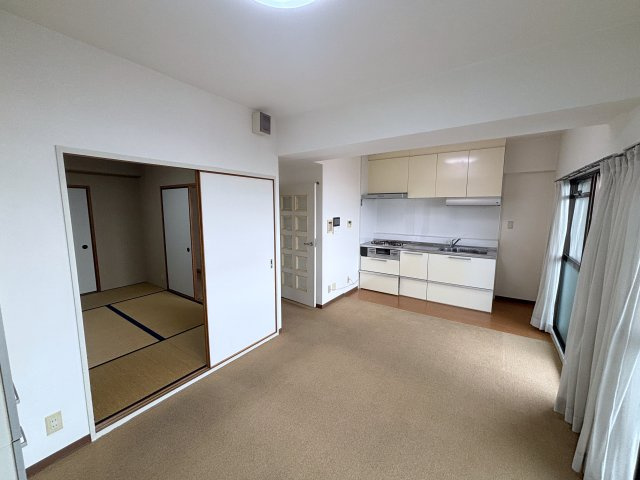 ライオンズマンション京都淀B棟の居間・リビング