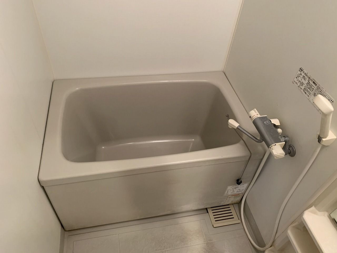 アセットヒルズパークサイト博多の浴室