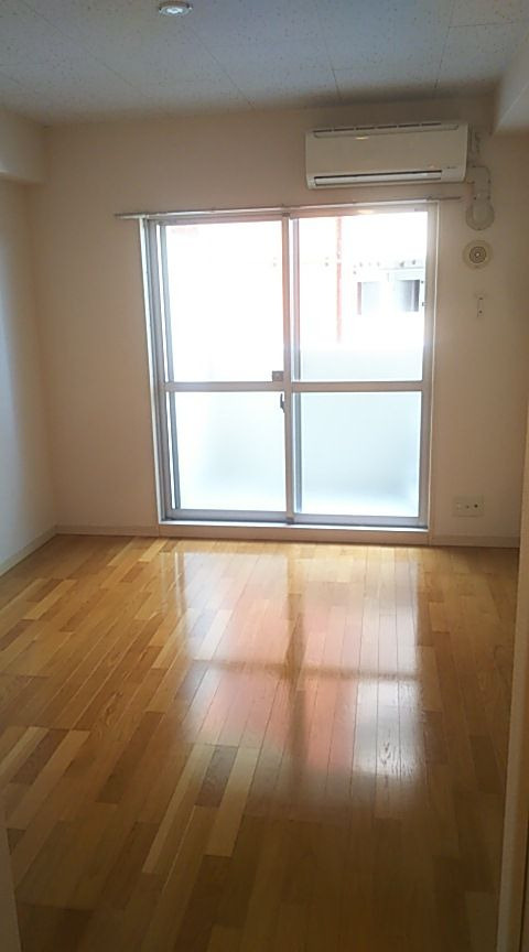 ベルパークIIの居間・リビング