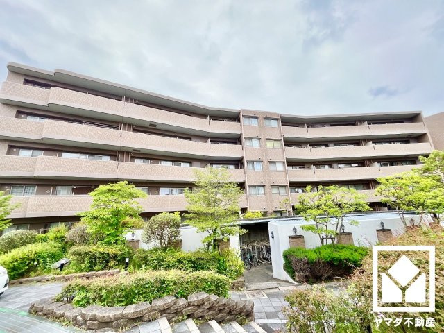 メロディーハイム松井山手ヒルズビューの外観