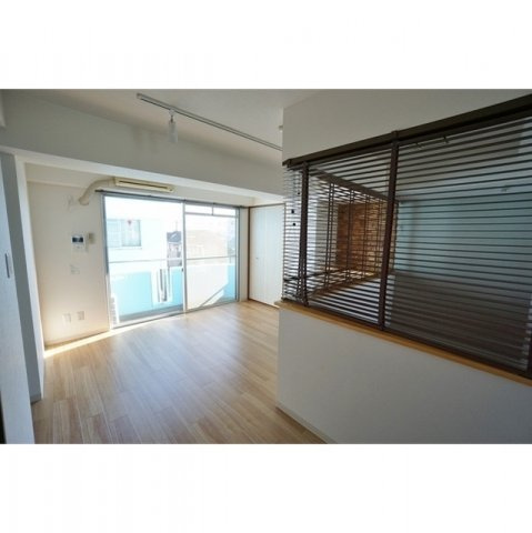 コーポレーションＴ＆Ｔの居間・リビング